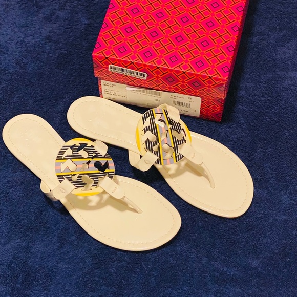 Sandals - Picture 2 of 2